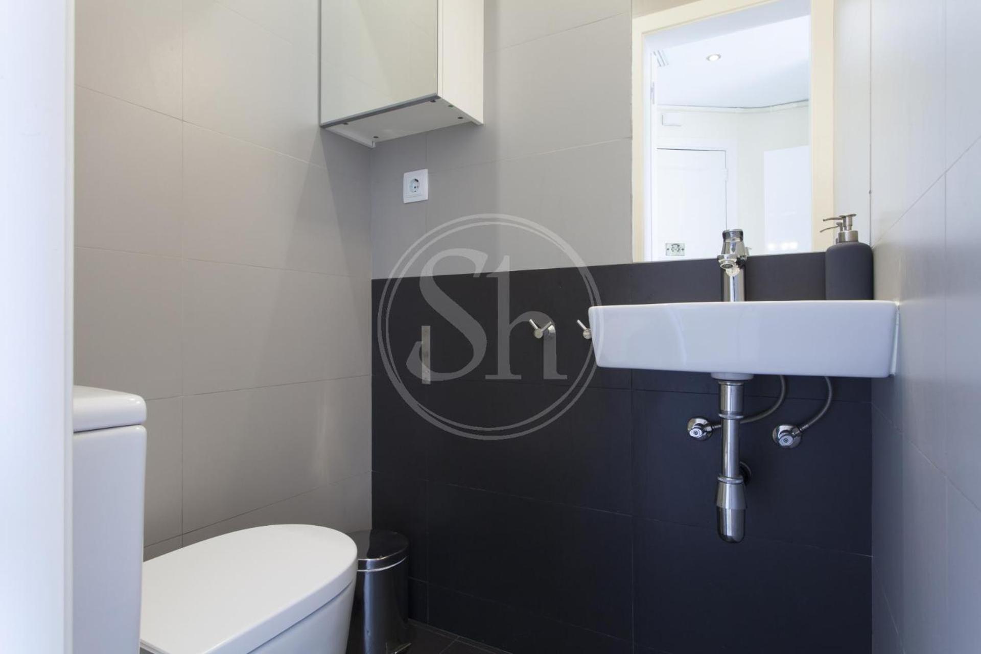 Apartamento En Sagrada Familia 2 *