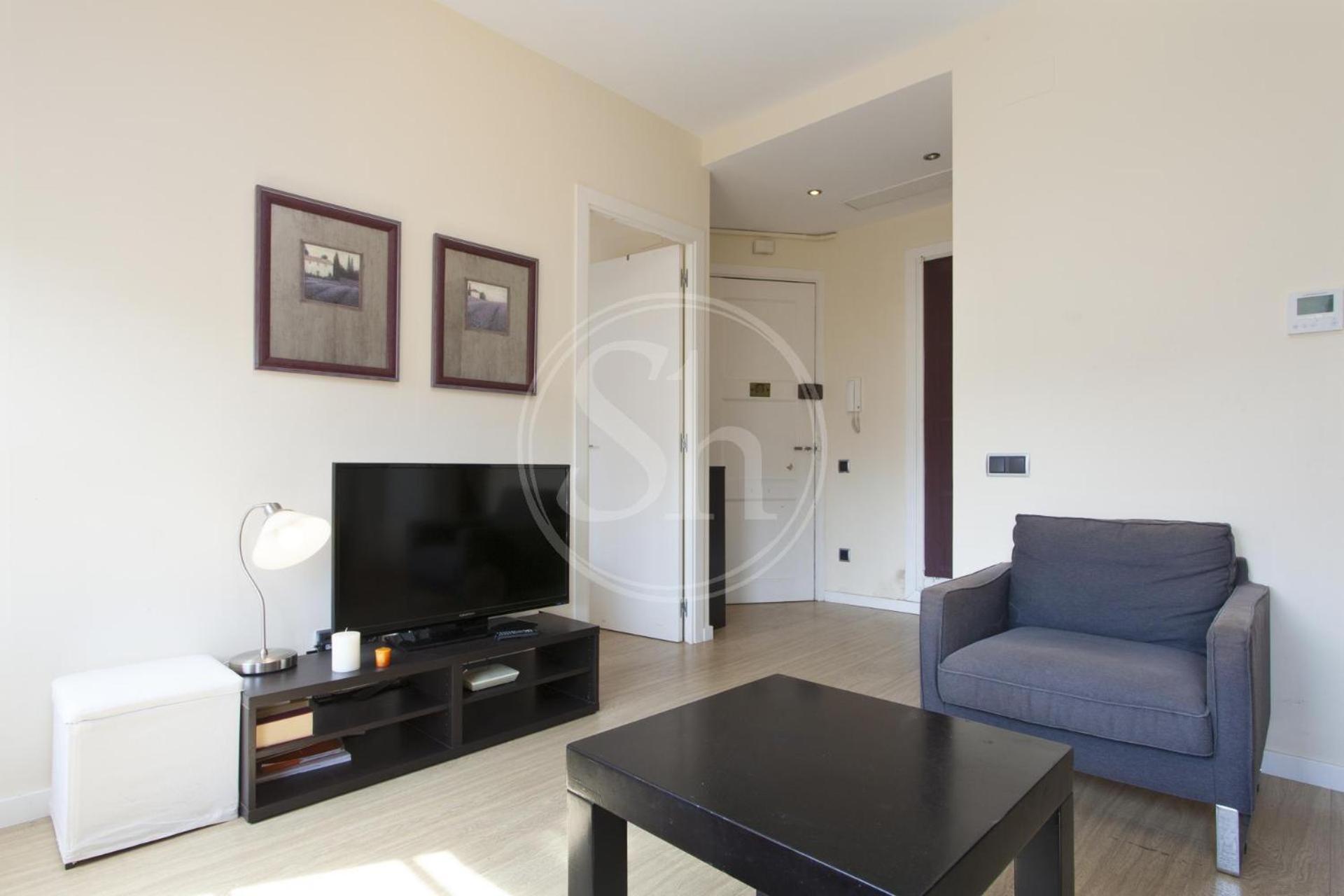 Apartamento En Sagrada Familia 2 *